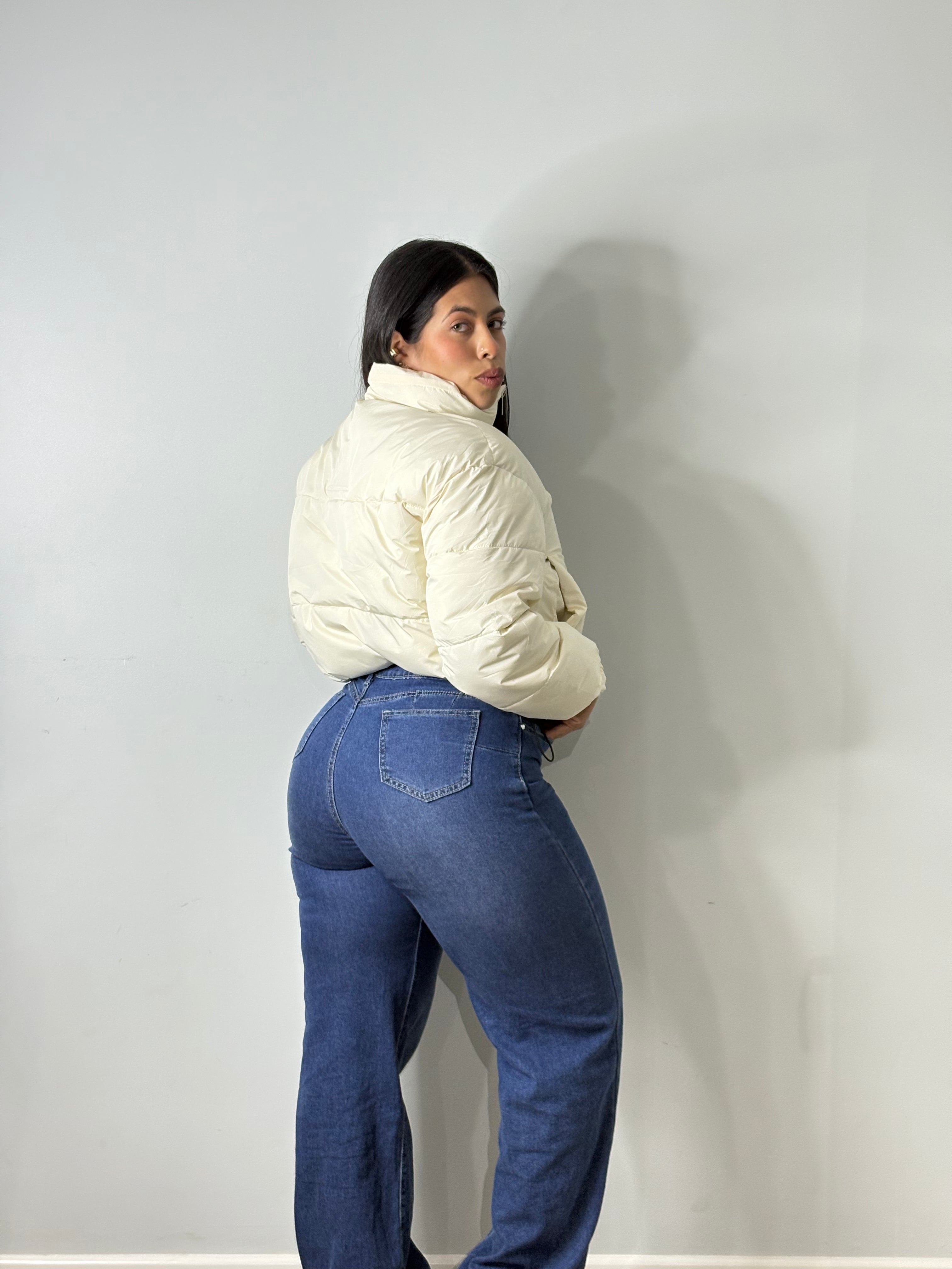 #Blanco